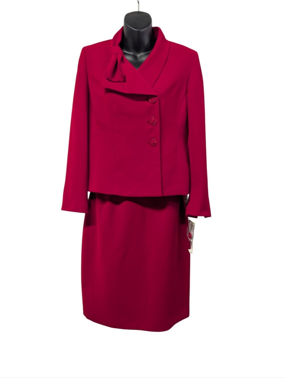 Le Suit Petite Magenta Fuchsia Red Skirt Suit Size 4P Bow Collar Jacket NWT $200